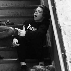 Meet your Posher, Avery